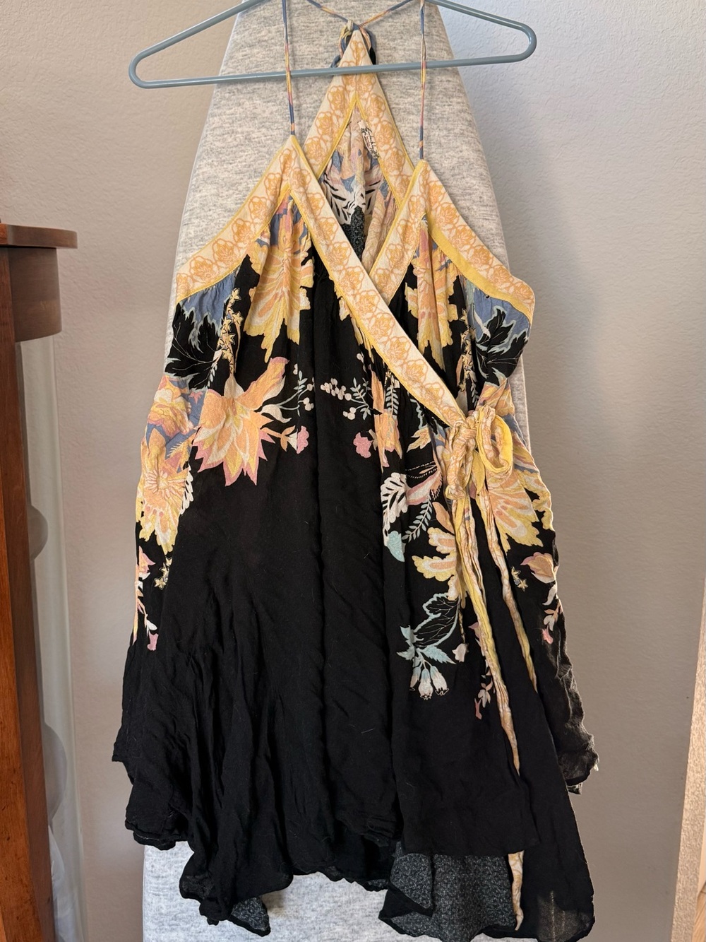 FREE PEOPLE wrap night gown